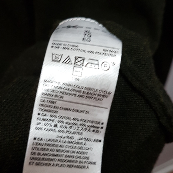 💥Heat wave sale NWT Mens vneck sweater - Picture 4 of 4